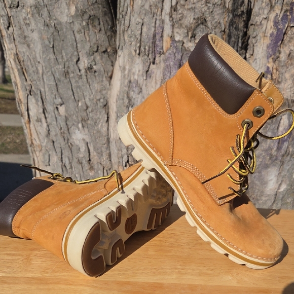 Timberland Shoes - Timberland Wheat/Tan Leather Work Boots with Dark Brown Collar